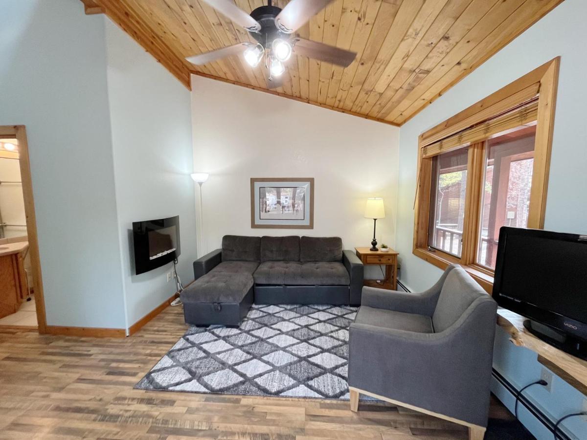 Cabin A Suite Bed And Breakfast Woodland Park Exteriér fotografie